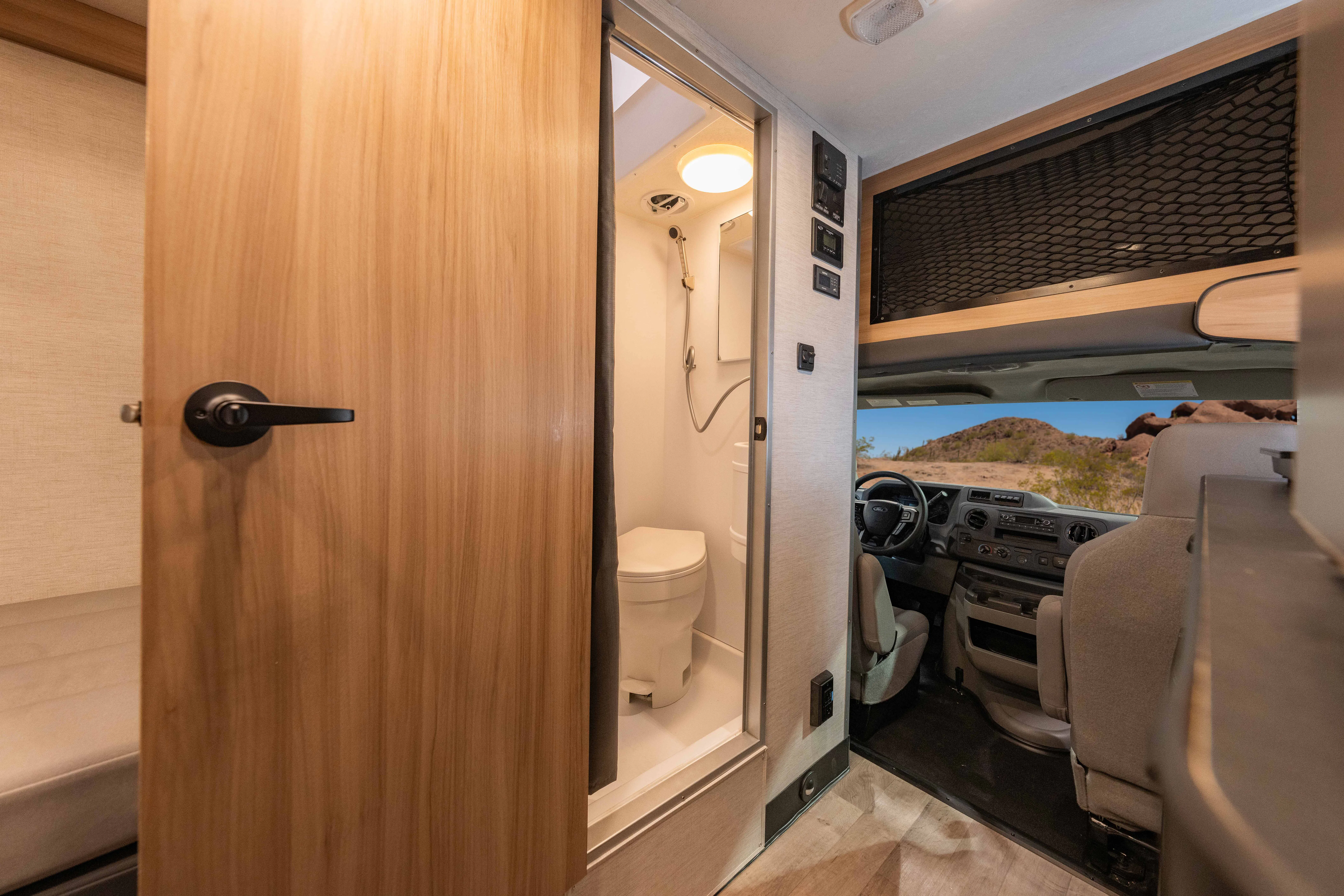 HDFahrzeugeCruise AmericaC18innen3