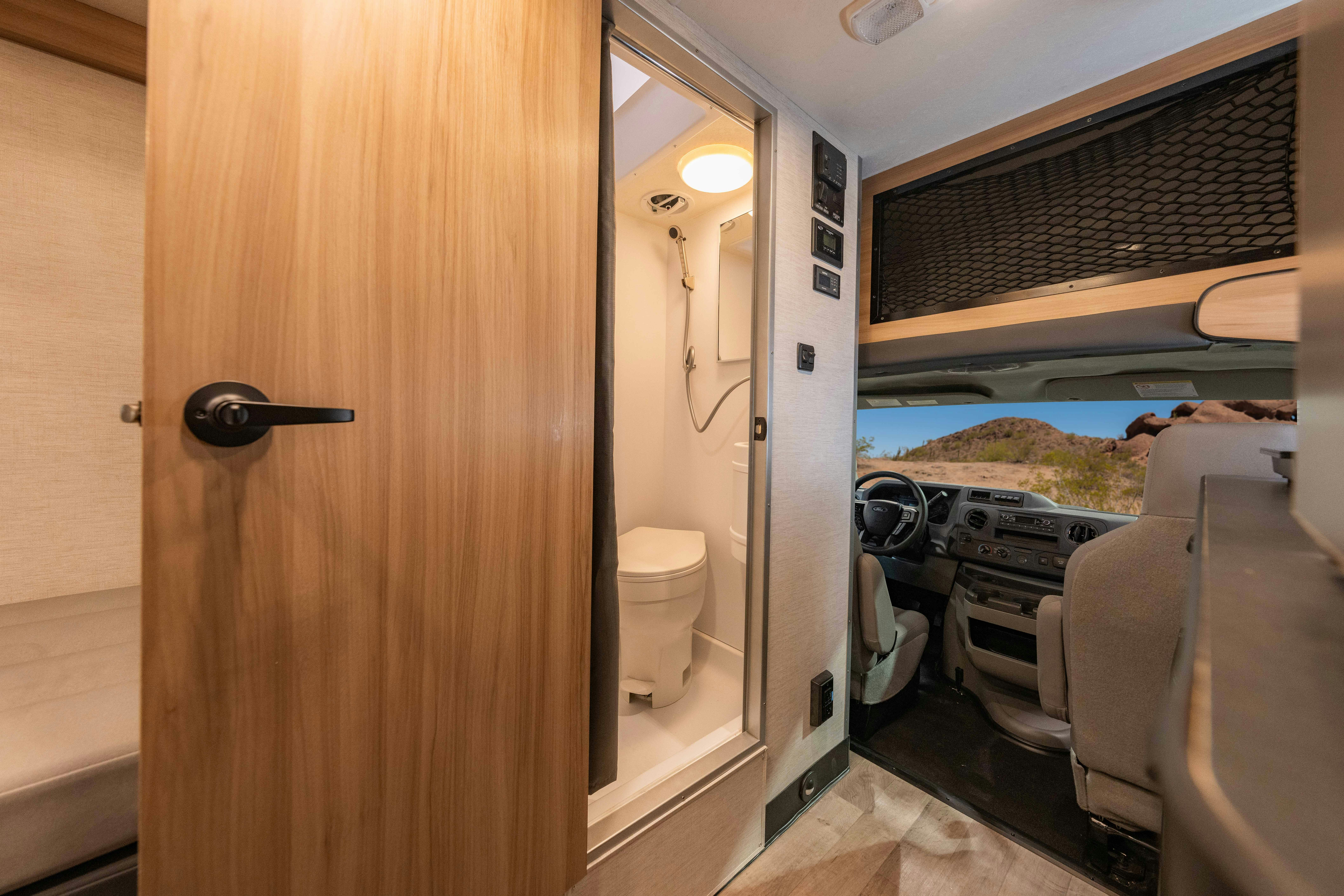 HDFahrzeugeCruise AmericaC18innen3