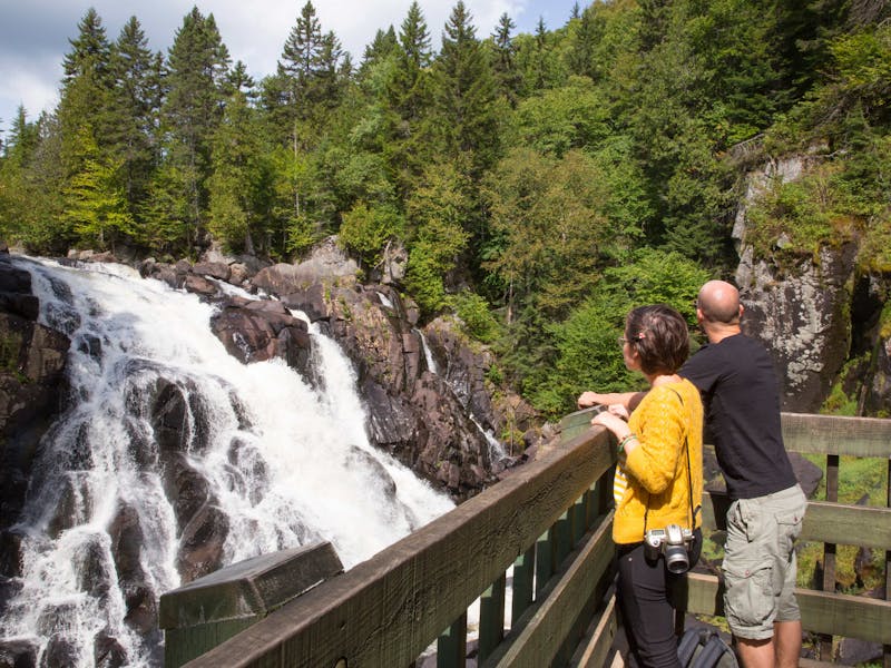 HDQuebecLaurentidesMont Tremblant NP Wasserfall TQ 012068 Dominique Lafond TQ