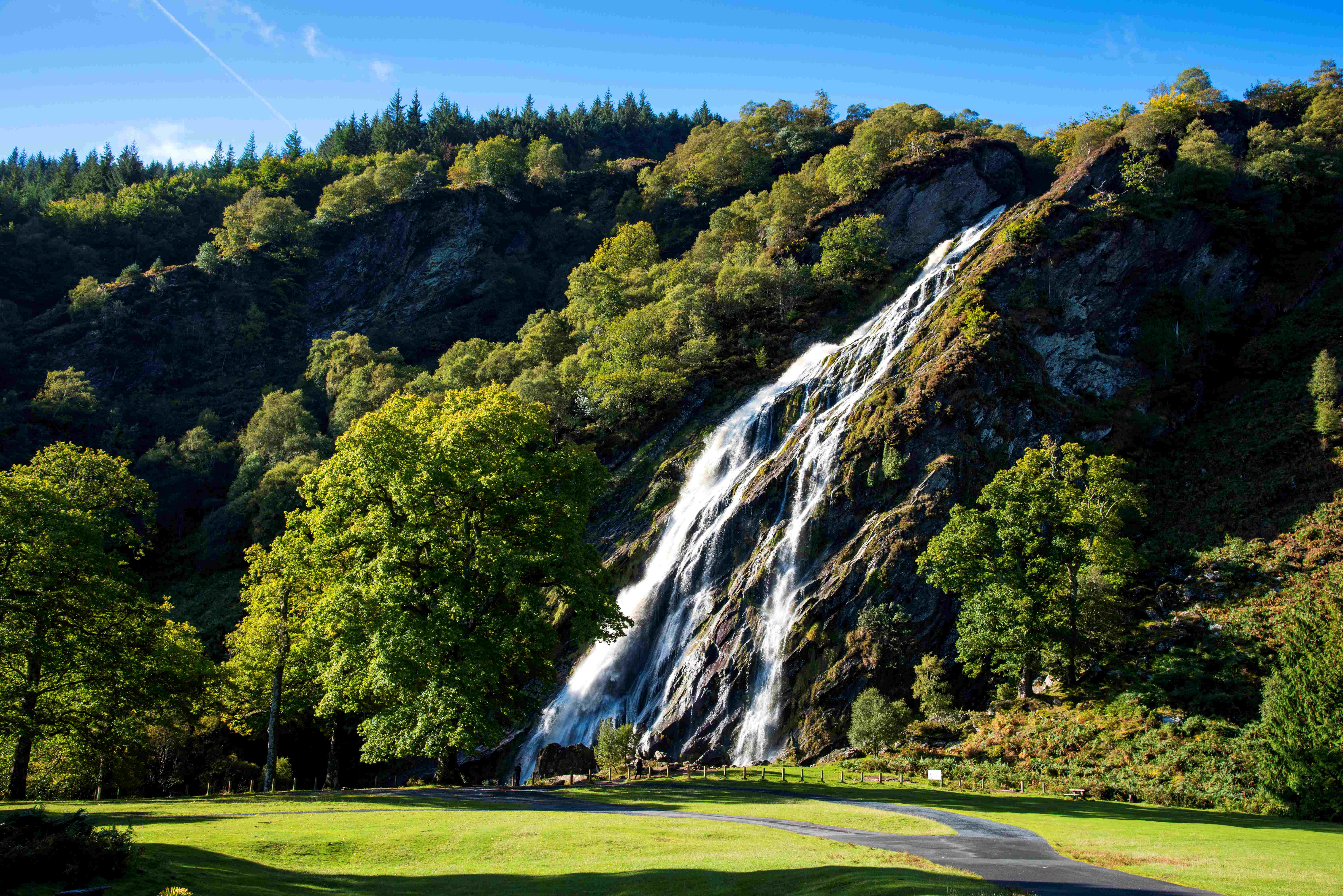 HDIrlandPowerscourt GardensWaterfall