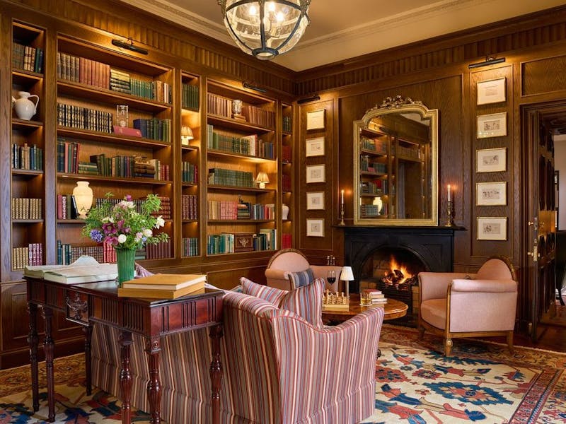 HDHotelIrlandBallynahinch CastleLiberary