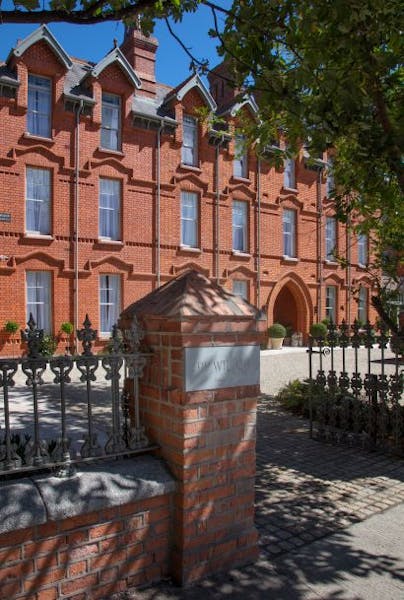 HDHotelIrlandThe Wilder Townhouseentrance