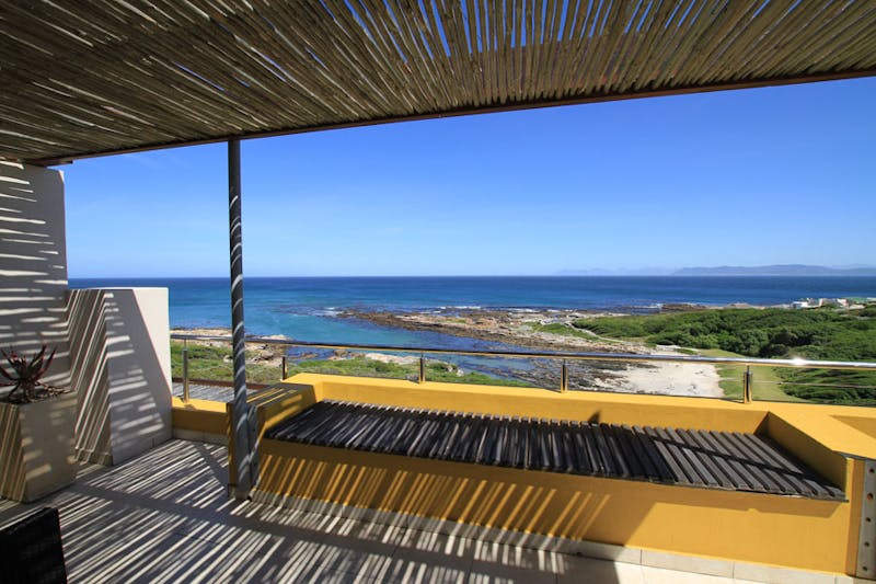 HDHotelSuedafrikaCrayfish Lodge Sea and Country Guest HouseBalkon3