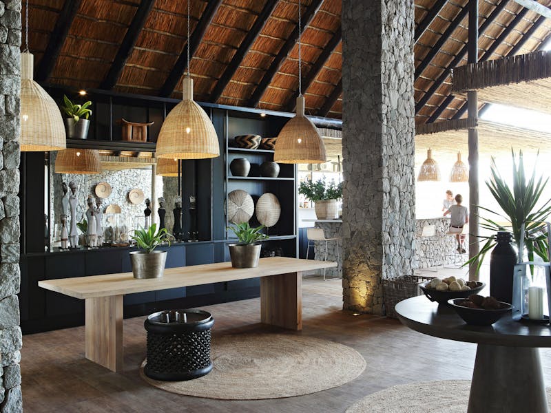 HDHotelSuedafrikaLondolozi Game Reserve Relais ChateauxLounge