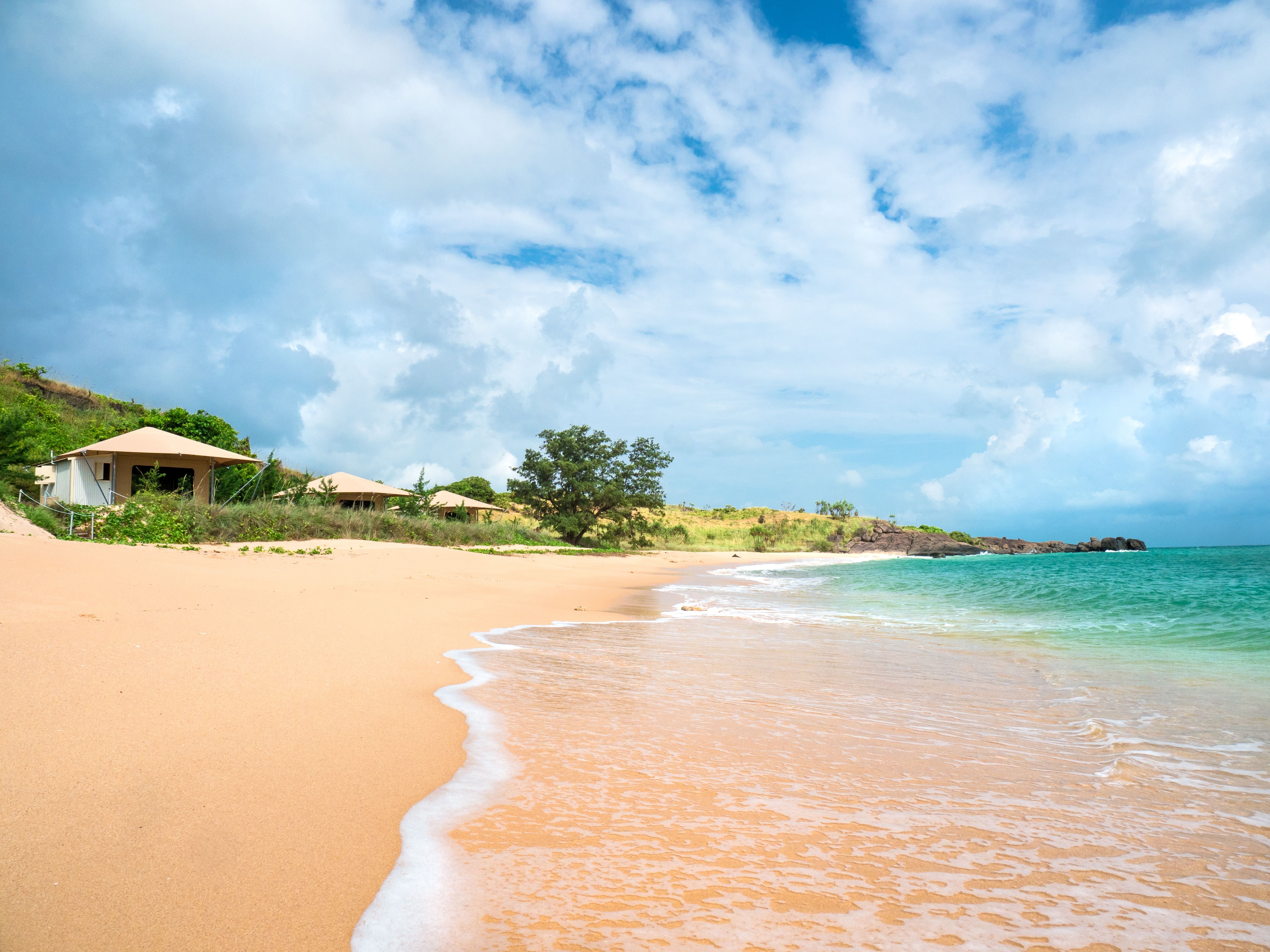 HDHotelAustralienNTBanubanuStrand mit Bungalow 125179