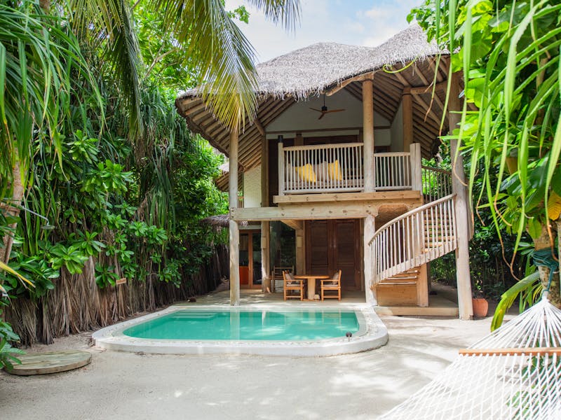 HDHotelMaledivenSoneva FushiAussen Pool Crusoe Suite with Pool9 2