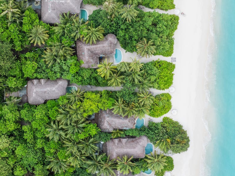 HDHotelMaledivenSoneva FushiBirdview Crusoe Suite with Pool8 2