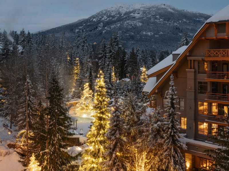 HDHotelKanadaFour Seasons Resort WhistlerAussen2