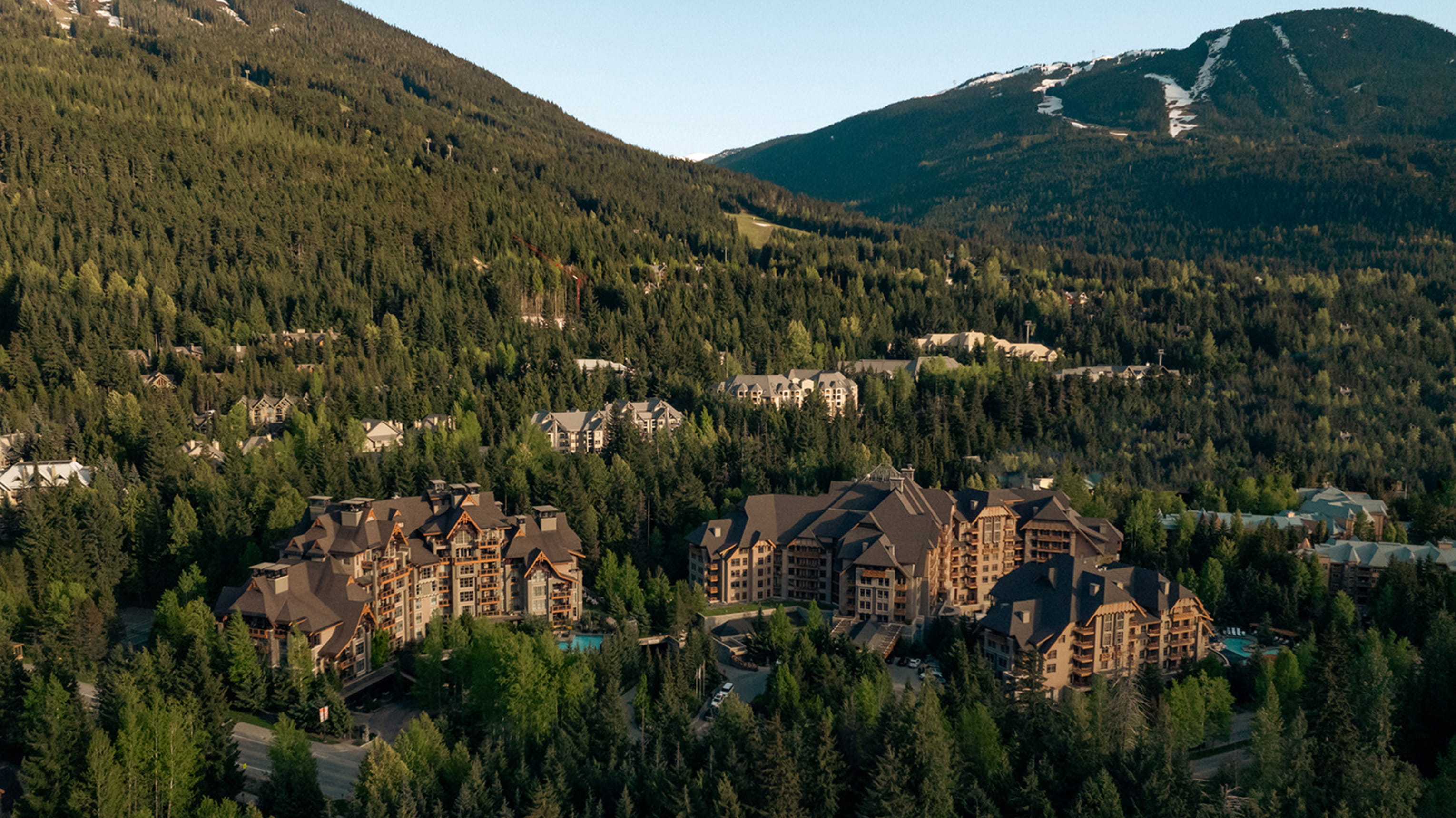 HDHotelKanadaFour Seasons Resort WhistlerAussen3
