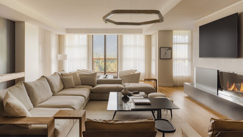 HDHotelKanadaFour Seasons Resort WhistlerSuite2