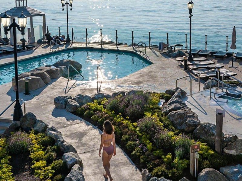 HDHotelKanadaOak Bay Beach HotelPool2