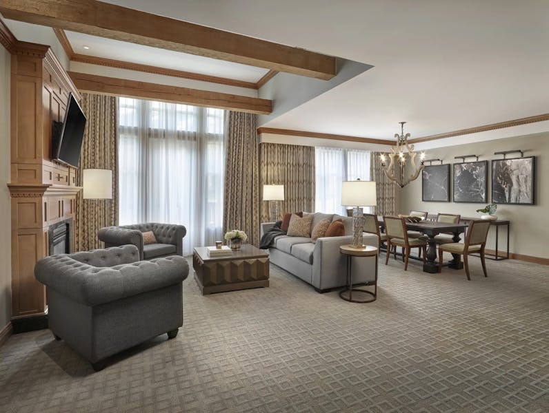 HDHotelKanadaSun Peaks Grand Hotel Conference CentreMountain Suite Living