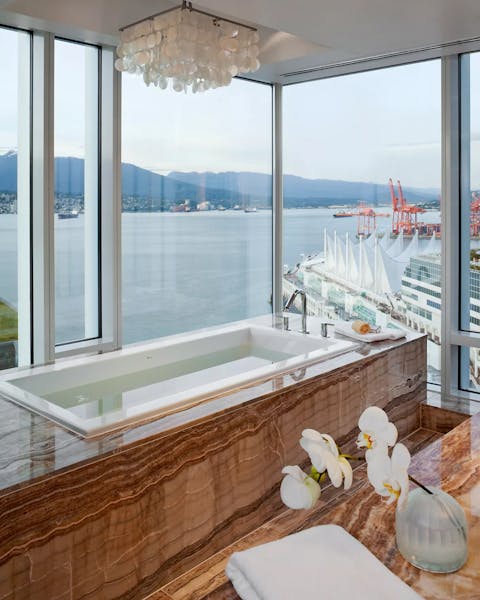 HDHotelKanadaThe Fairmont Pacific RimBad