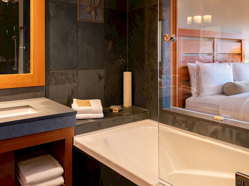 HDHotelKanadaWickaninnish InnBad