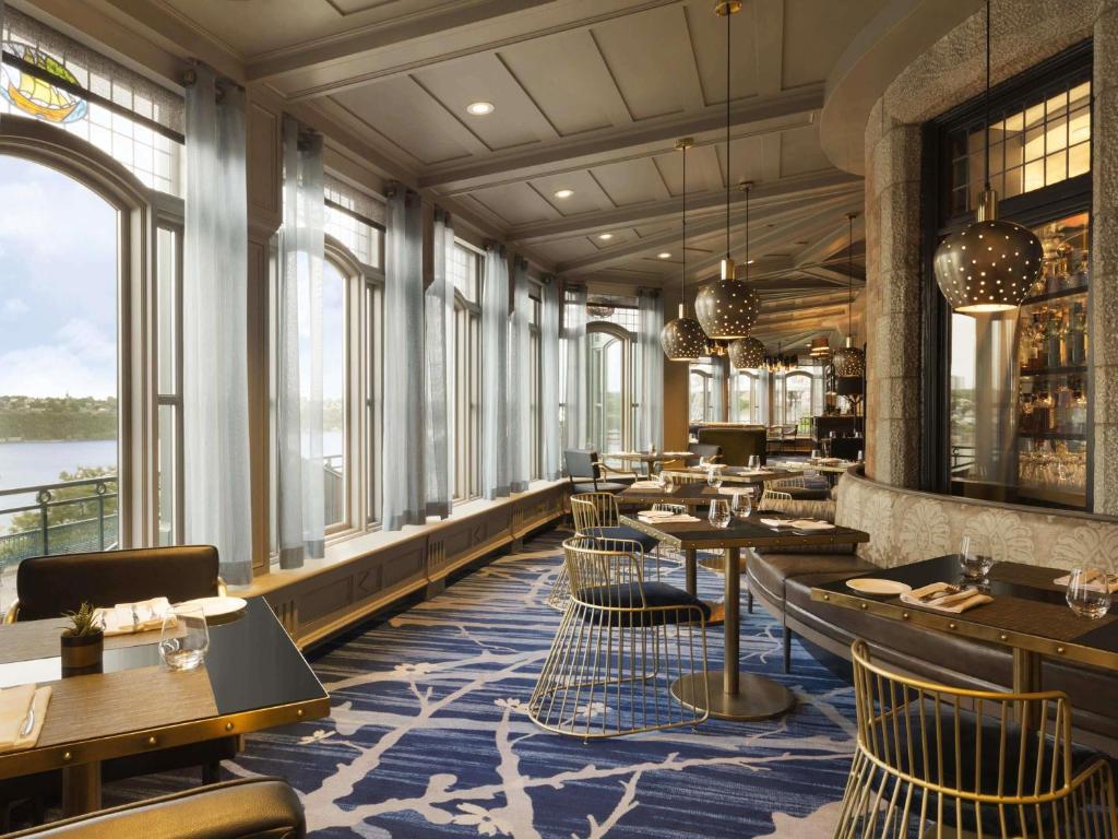 HDHotelKanadaFairmont Le Chateau FrontenacRestaurant