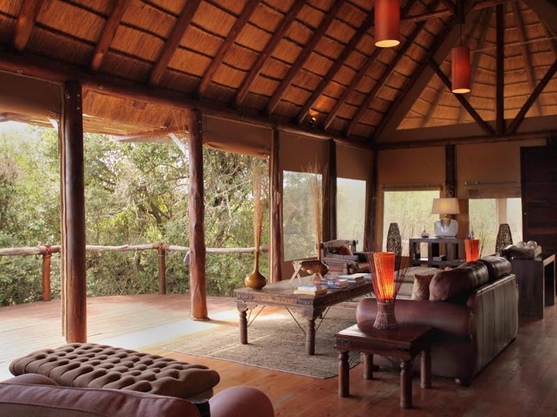 HDHotelSuedafrikaAmakhalaBush Lodge Lounge