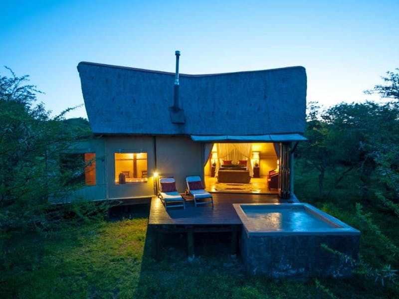 HDHotelSuedafrikaAmakhalaBush Lodge Zimmer Aussen