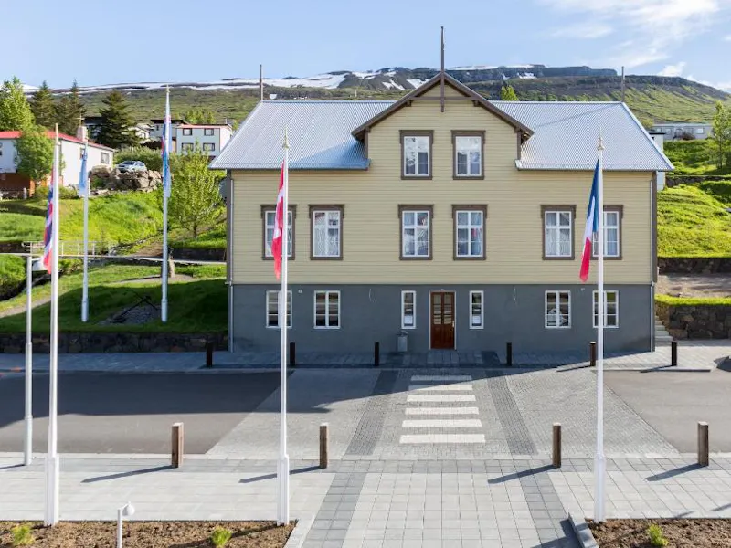HDHotelIslandFosshotel EastfjordsHotel von aussen