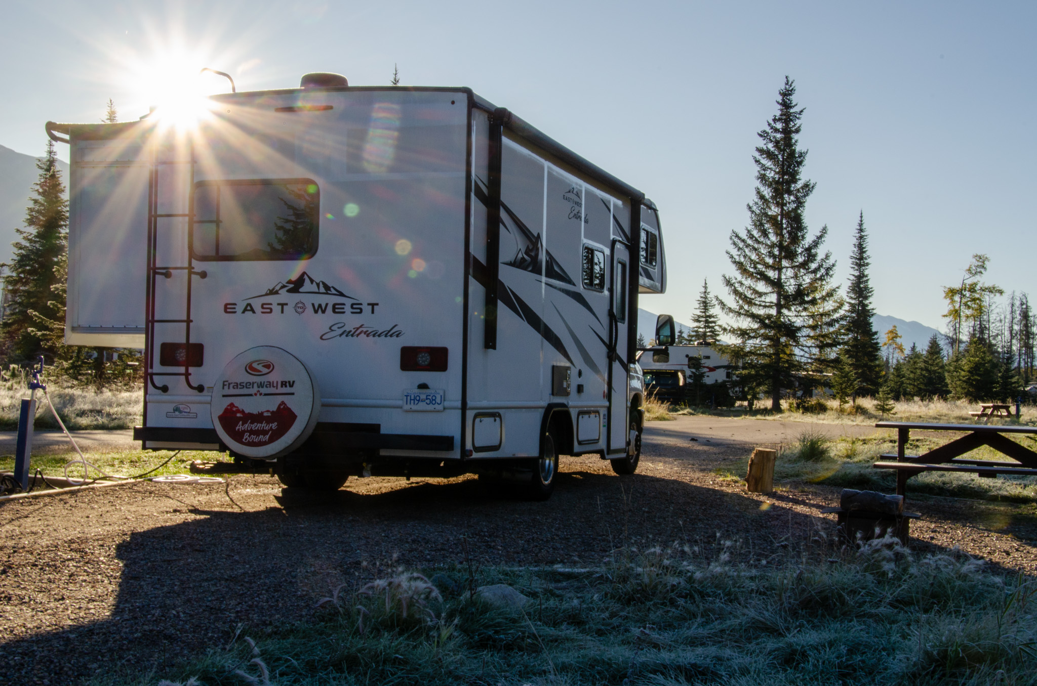 HDFahrzeugeFraserwayRoF C ClassAussenansicht Beispiel WhistlerCampground Jas