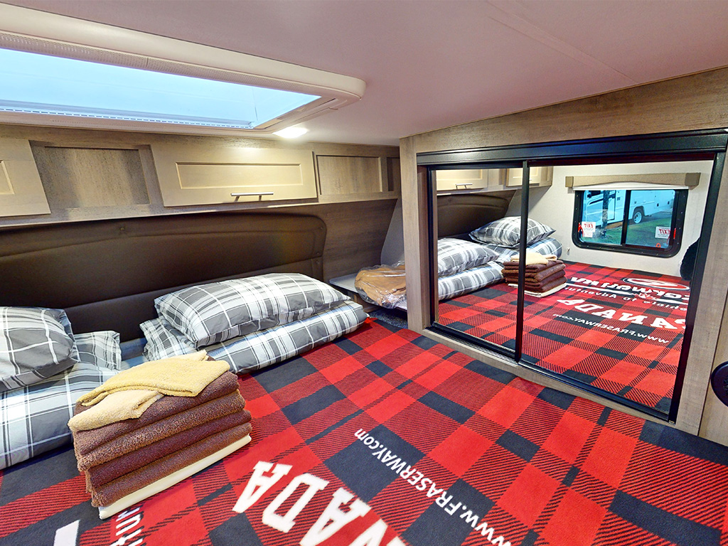 FahrzeugeFraserwayTC BunkDoppelbett