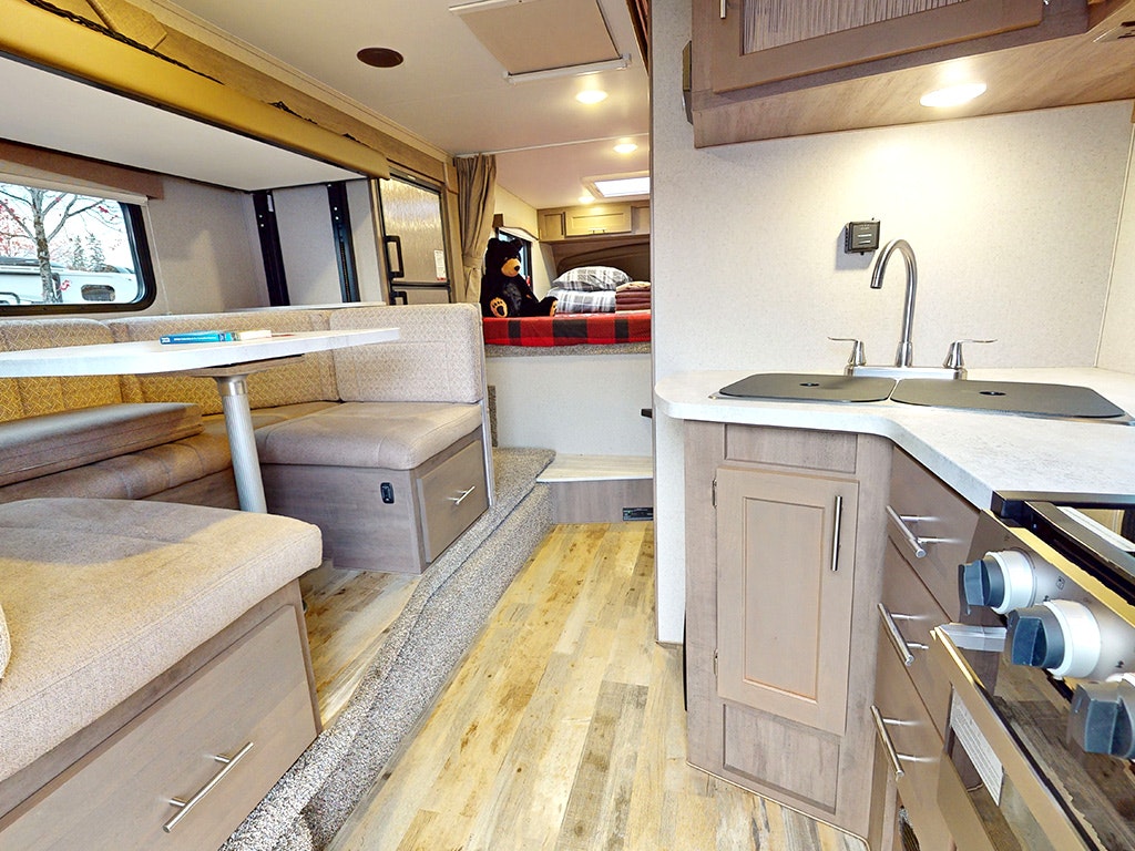 FahrzeugeFraserwayTC BunkInnenansicht