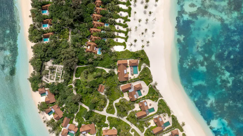 HDHotelMaledivenSix Senses KanuhuraBeach Retreat With Pool