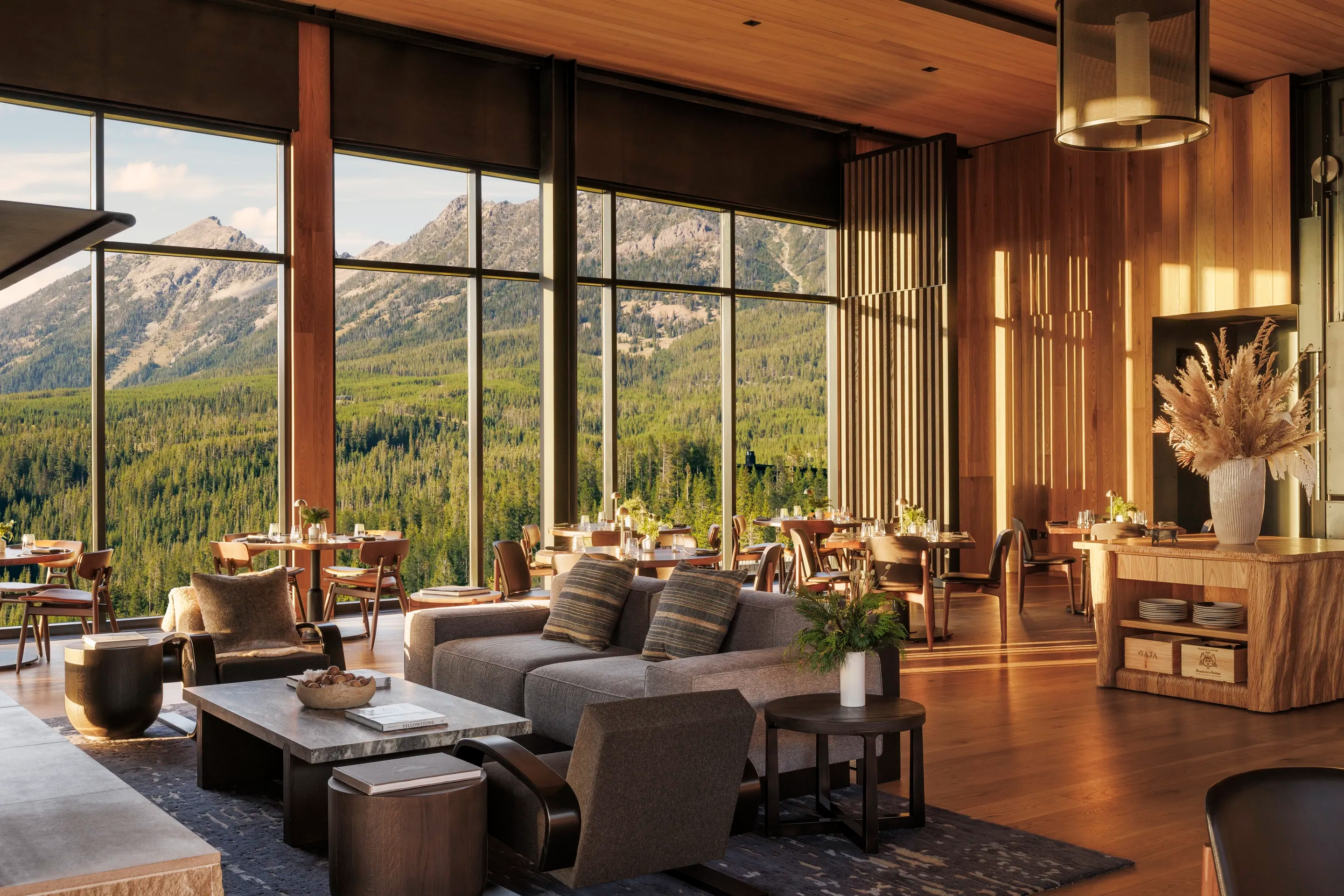 HDHotelMontanaOne and OnlyRestaurant3