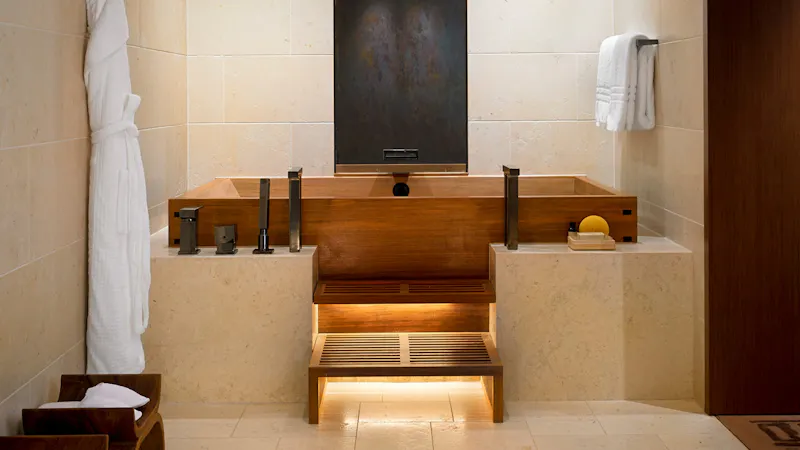 HDHotelHawaiiLanaiFour Seasons Resort LanaiBad