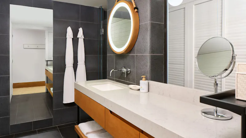HDHotelHawaiiMauiAndaz MauiBad