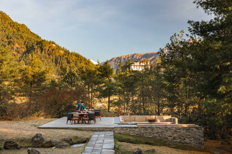 HDHotelBhutanAmankoraParoFirepit Dining