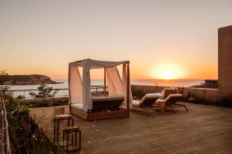 HDHotelSpanienSix Senses IbizaTen Bedroom Mansion rooftop sunset