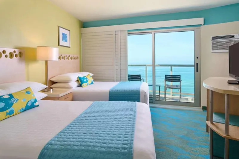 HotelHawaiiHonoluluWaikiki Circle Hotel by CastleZimmer