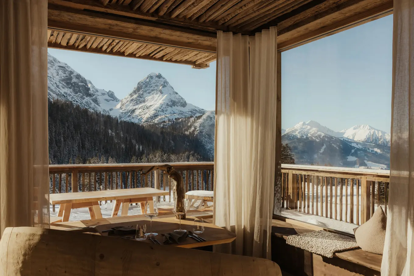 HDHotelOesterreichEriroView