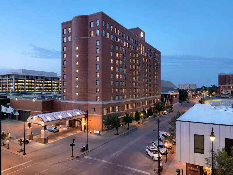 HDHotelMissouriSpringfieldThe President Abraham Lincoln Hotel Aussen