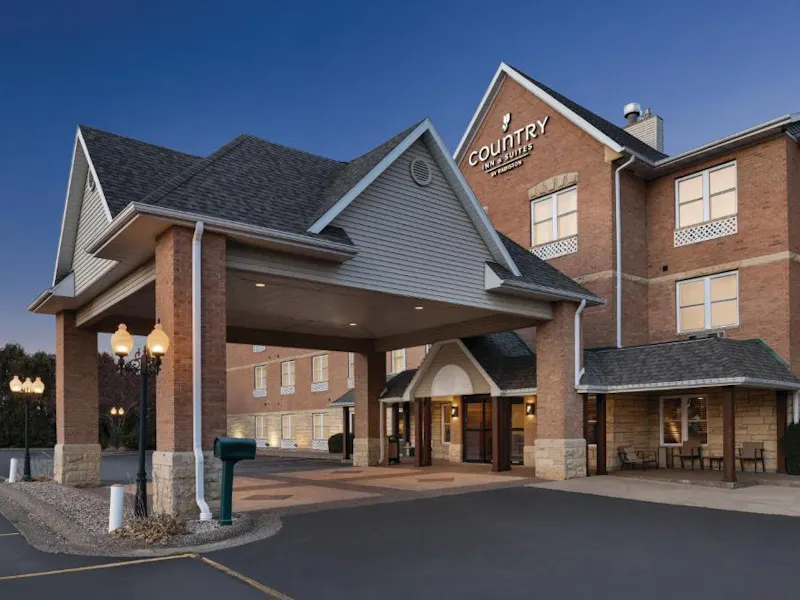 HDHotelIllinoisCountry Inn Suites by Radisson Galena Aussen
