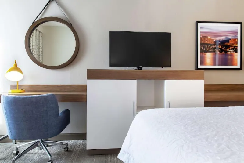 HDHotelIllinoisHampton Inn Rockford Zimmer2