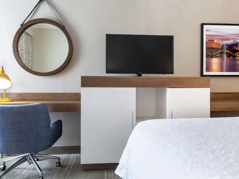 HDHotelIllinoisHampton Inn Rockford Zimmer2