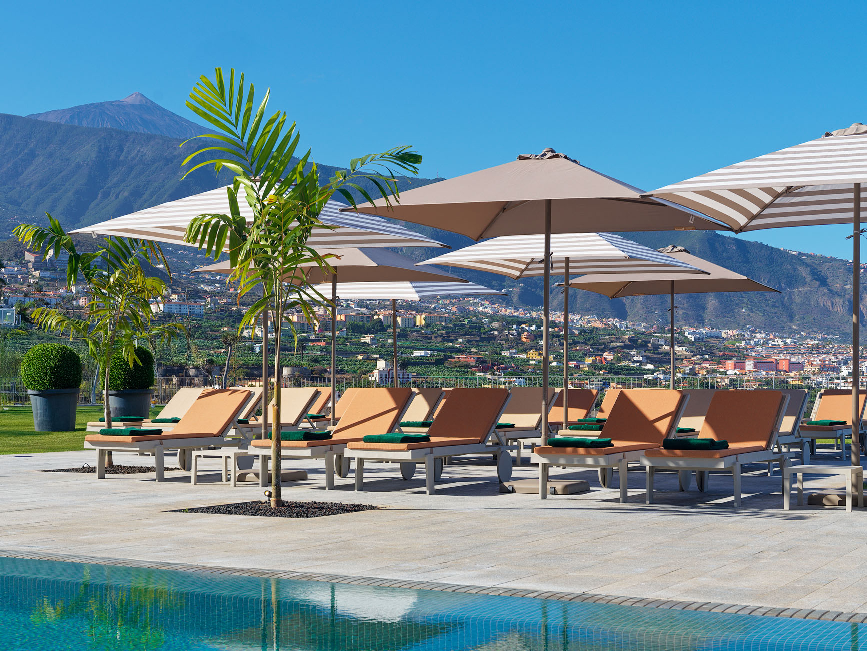 HDHotelSpanienGran Hotel TaoroPool2