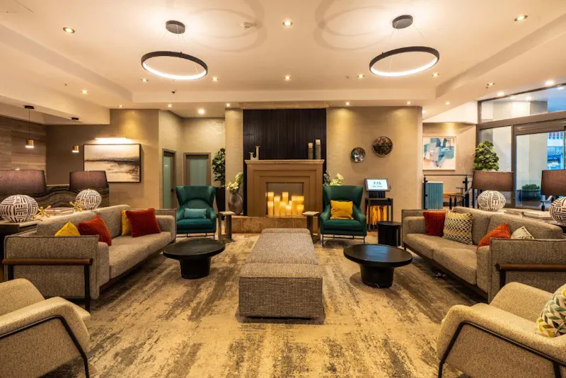 HDHotelBritish ColumbiaVancouverSandman Signature Vancouver Downtown HotelL
