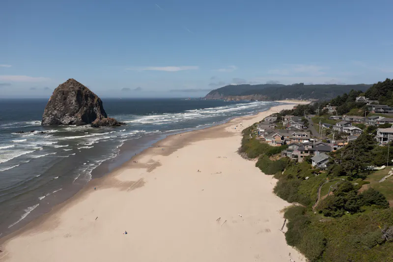 HDOregonCannon Beach Haystack Rock