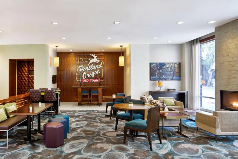 HDHotelOregonPortlandCourtyard Portland City Center Lobby