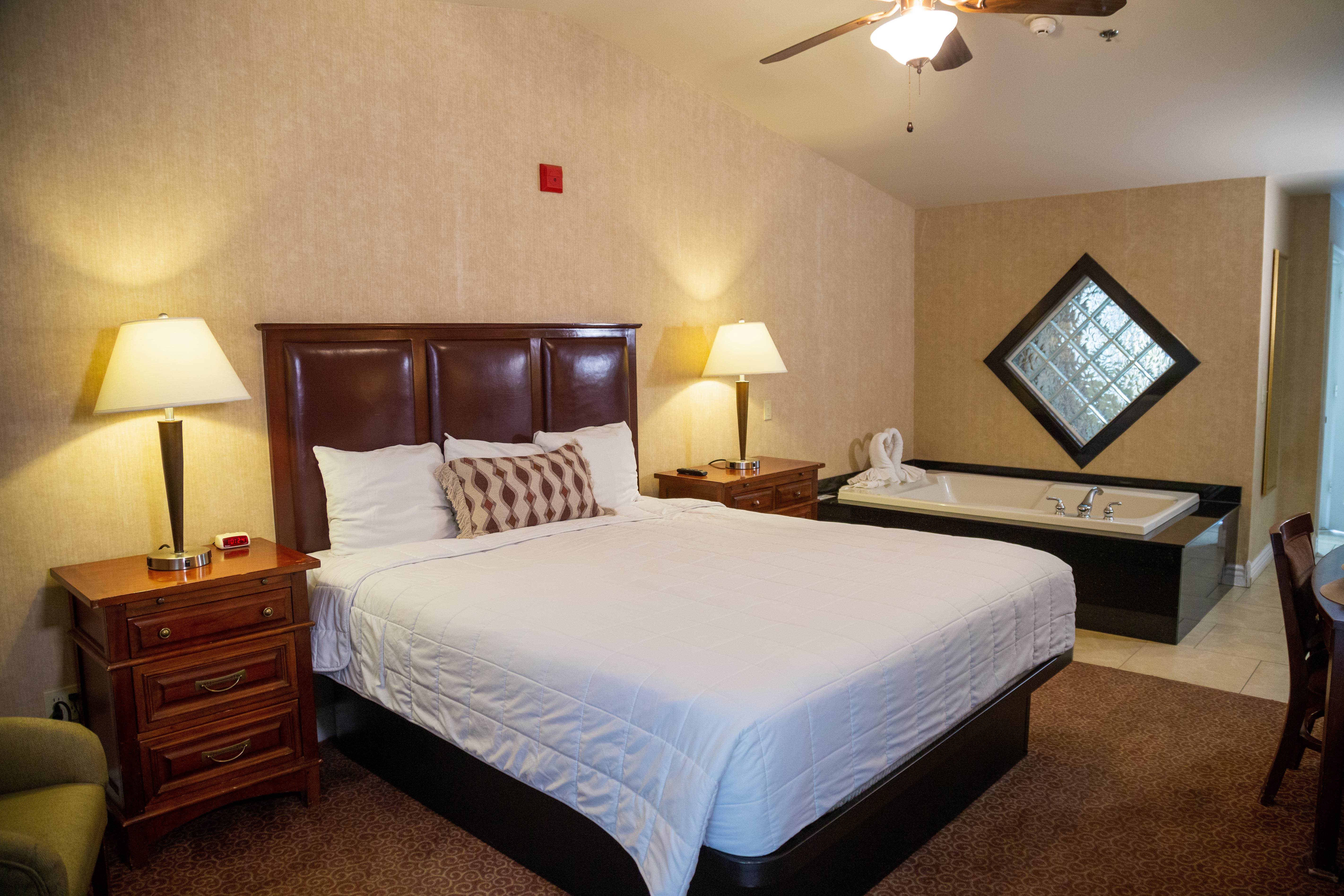 HDHotelCaliforniaYosemiteEl Portal Yosemite View LodgeView Lodge King Roo