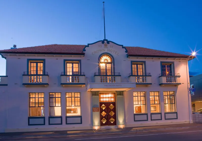 HotelNeuseelandNordinselHawkes BayCrown Hotel NapierAussenansicht