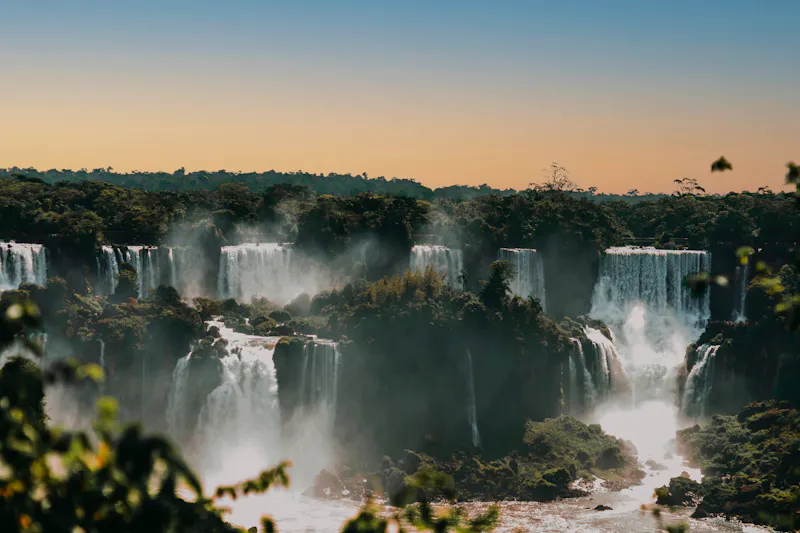 HDBrasilienFoz do IguacuWasserfall suenst