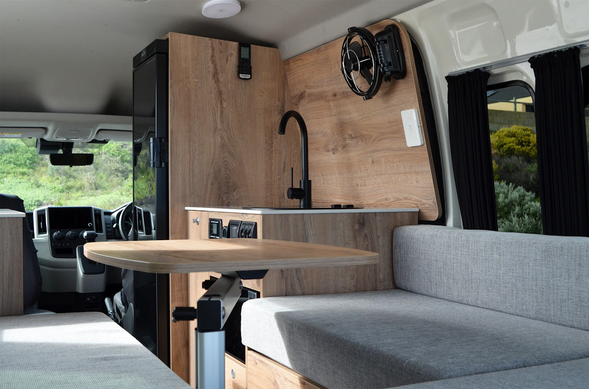 HDFahrzeugeRedSands CamperCruiserSeating area sink and fridge