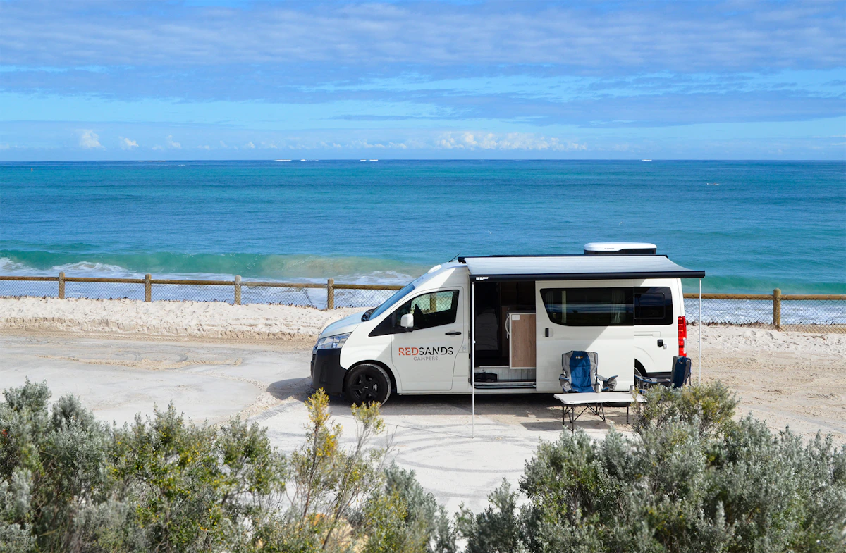 HDFahrzeugeRedSands CamperCruiserStrand 6