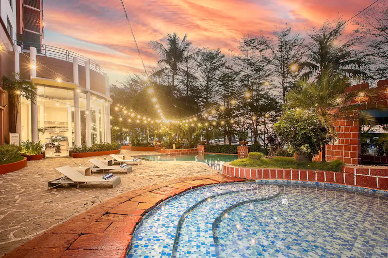 HDHotelIndonesienHotel Aryaduta MakassarPool