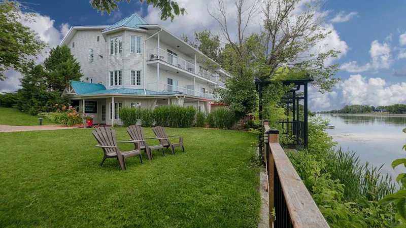HotelQuebecAuberge HandfieldAussenansicht