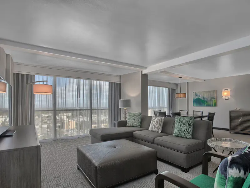 HDHotelFloridaOrlandoDoubleTree by Hilton at the Entrance to Universal Orlan