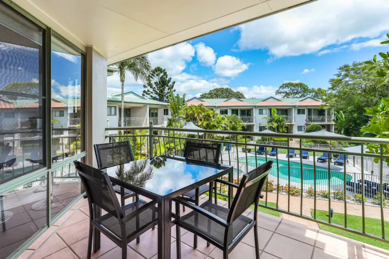 HDHotelAustralienQLDNoosaRiver RetreatSuperior Balkon Beispiel